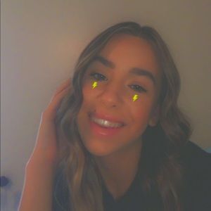 Meet your Posher, Briana